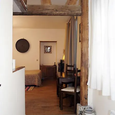 De Sevres - 2 Adults Apartment *